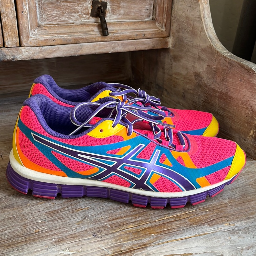 💜 Asics Gel Extreme 33 Running shoes / sneakers size 9 multicolor neon